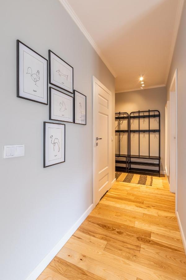 Komfortowy Apartament Z Parkingiem Wroclaw Luaran gambar