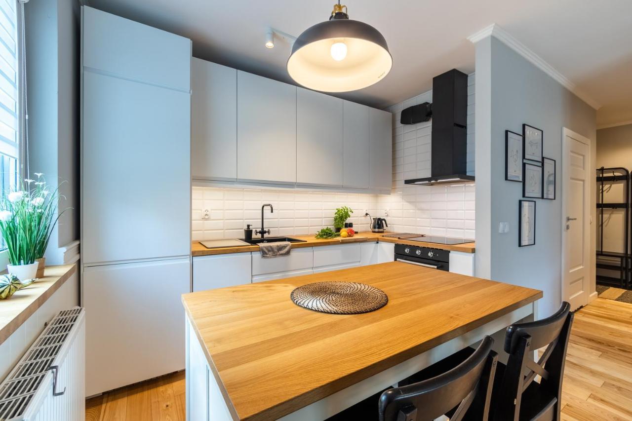 Komfortowy Apartament Z Parkingiem Wroclaw Luaran gambar