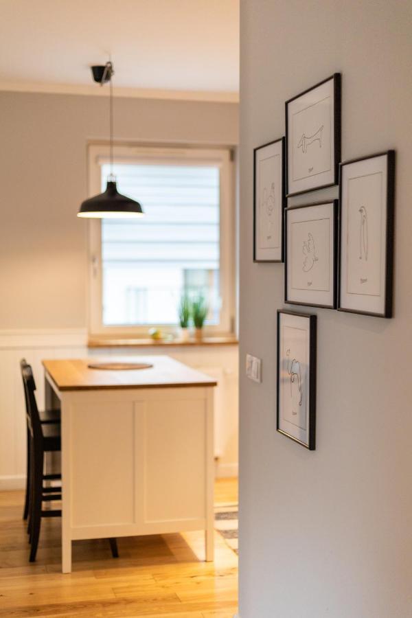 Komfortowy Apartament Z Parkingiem Wroclaw Luaran gambar
