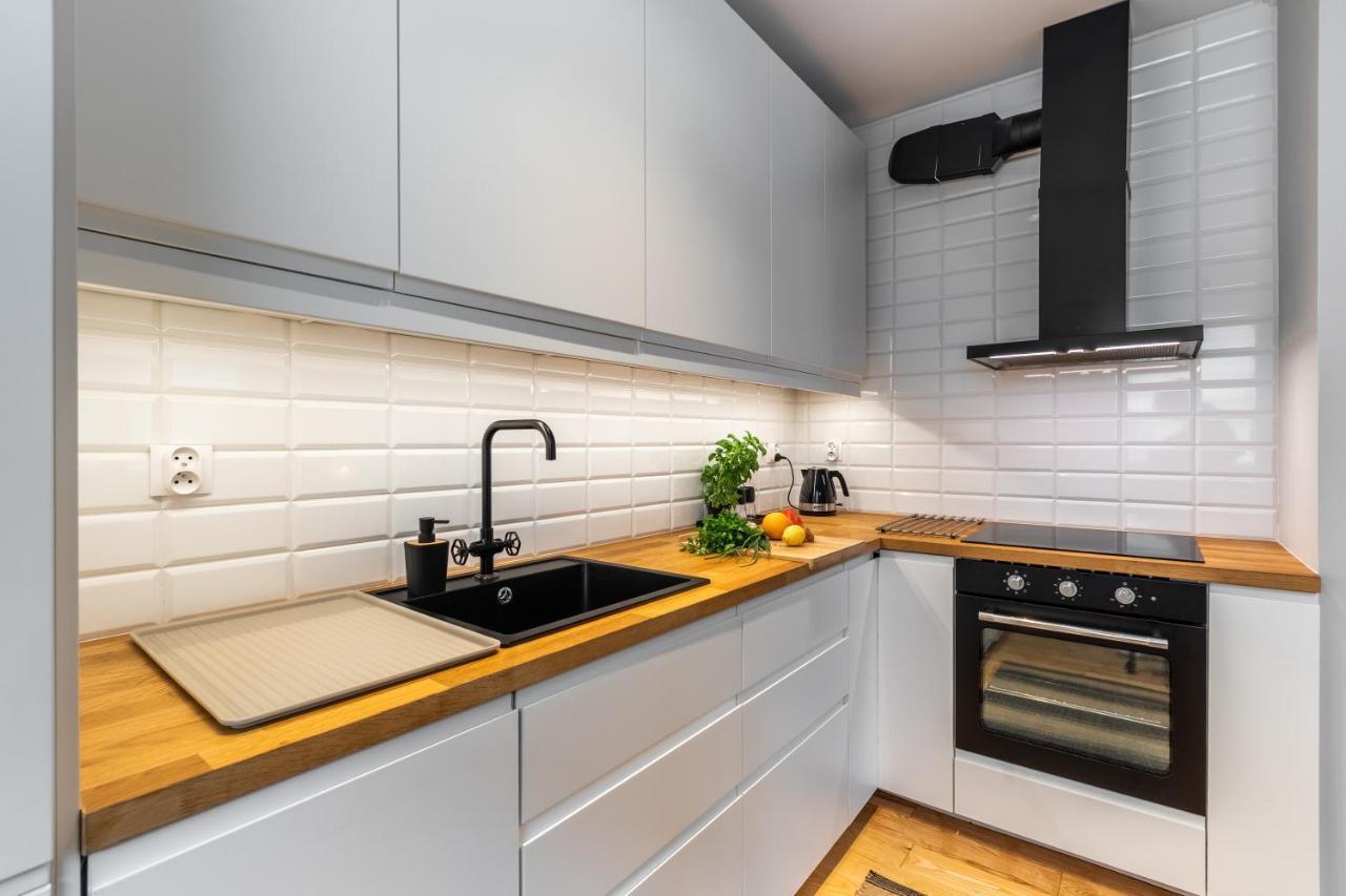 Komfortowy Apartament Z Parkingiem Wroclaw Luaran gambar